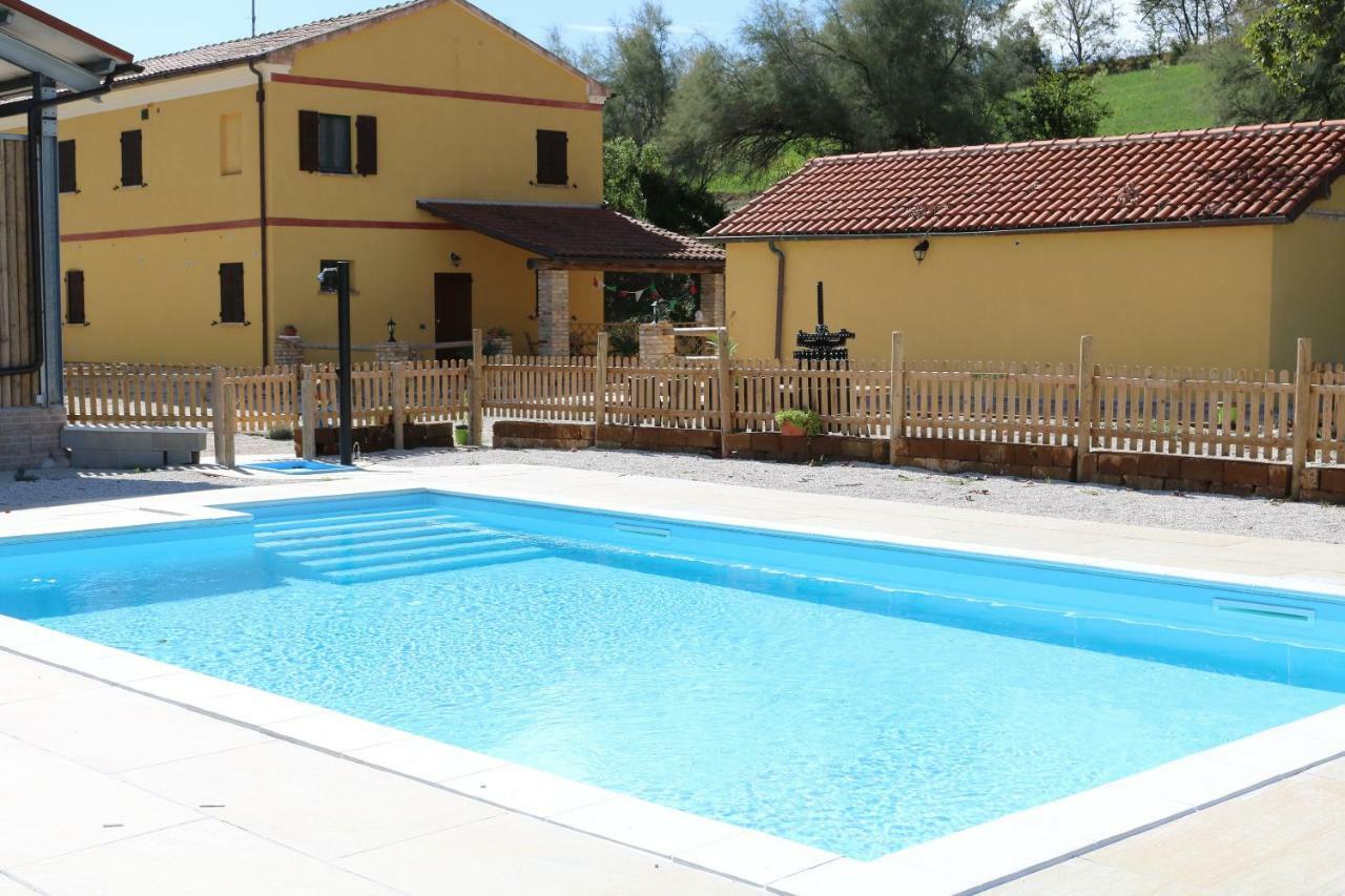 Agriturismo Fattoria Del Colle Iesi Εξωτερικό φωτογραφία
