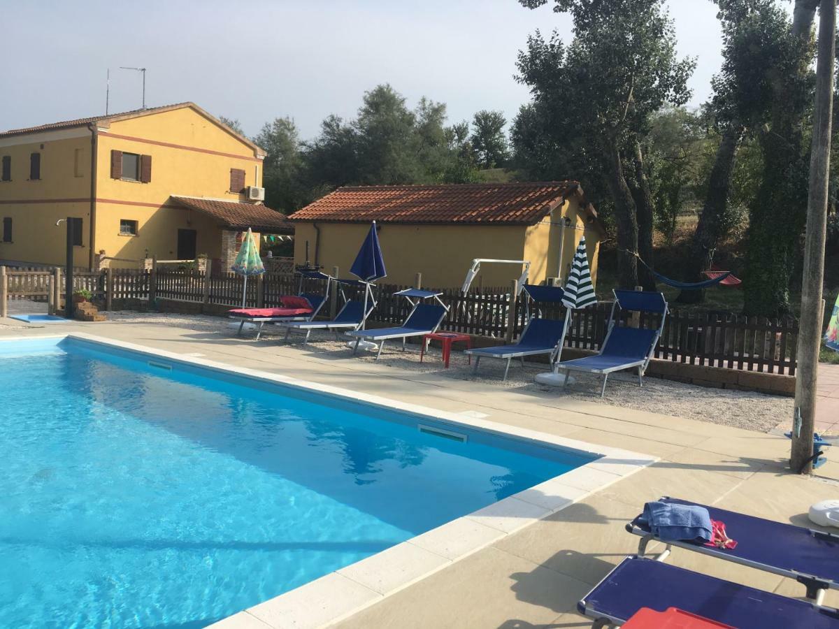 Agriturismo Fattoria Del Colle Iesi Εξωτερικό φωτογραφία
